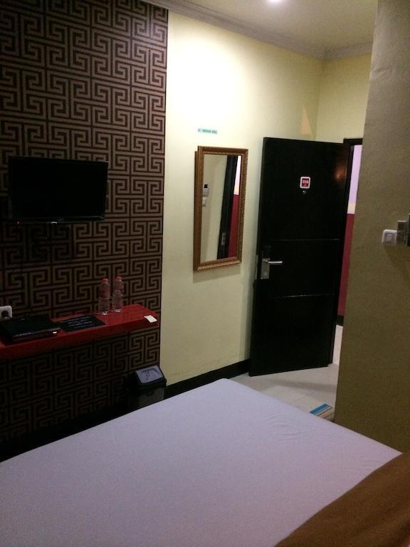 Hollywood Hotel Jakarta Chambre photo