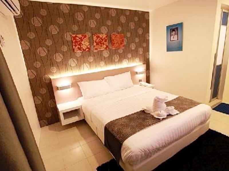 Hollywood Hotel Jakarta Extérieur photo
