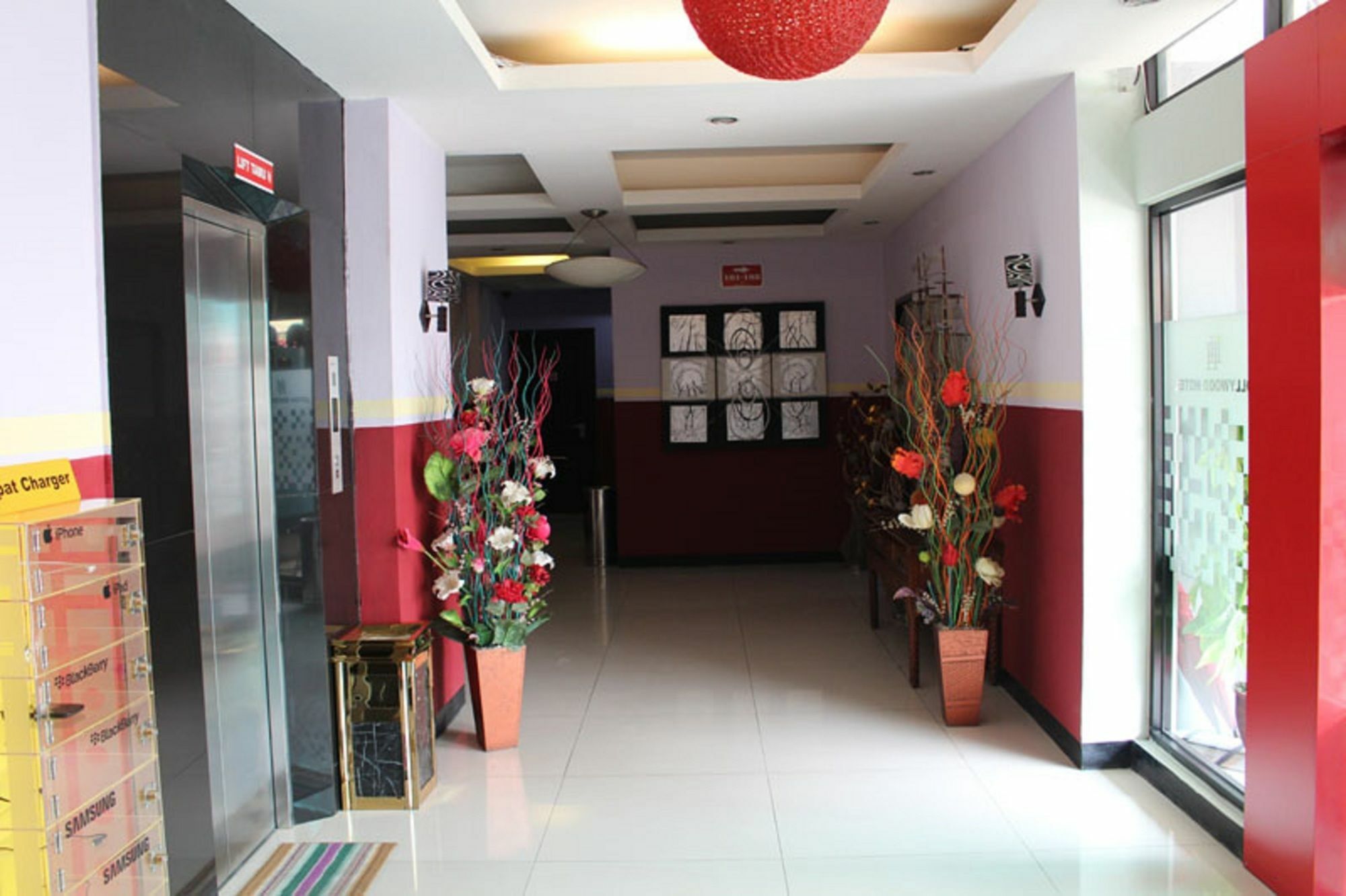 Hollywood Hotel Jakarta Extérieur photo
