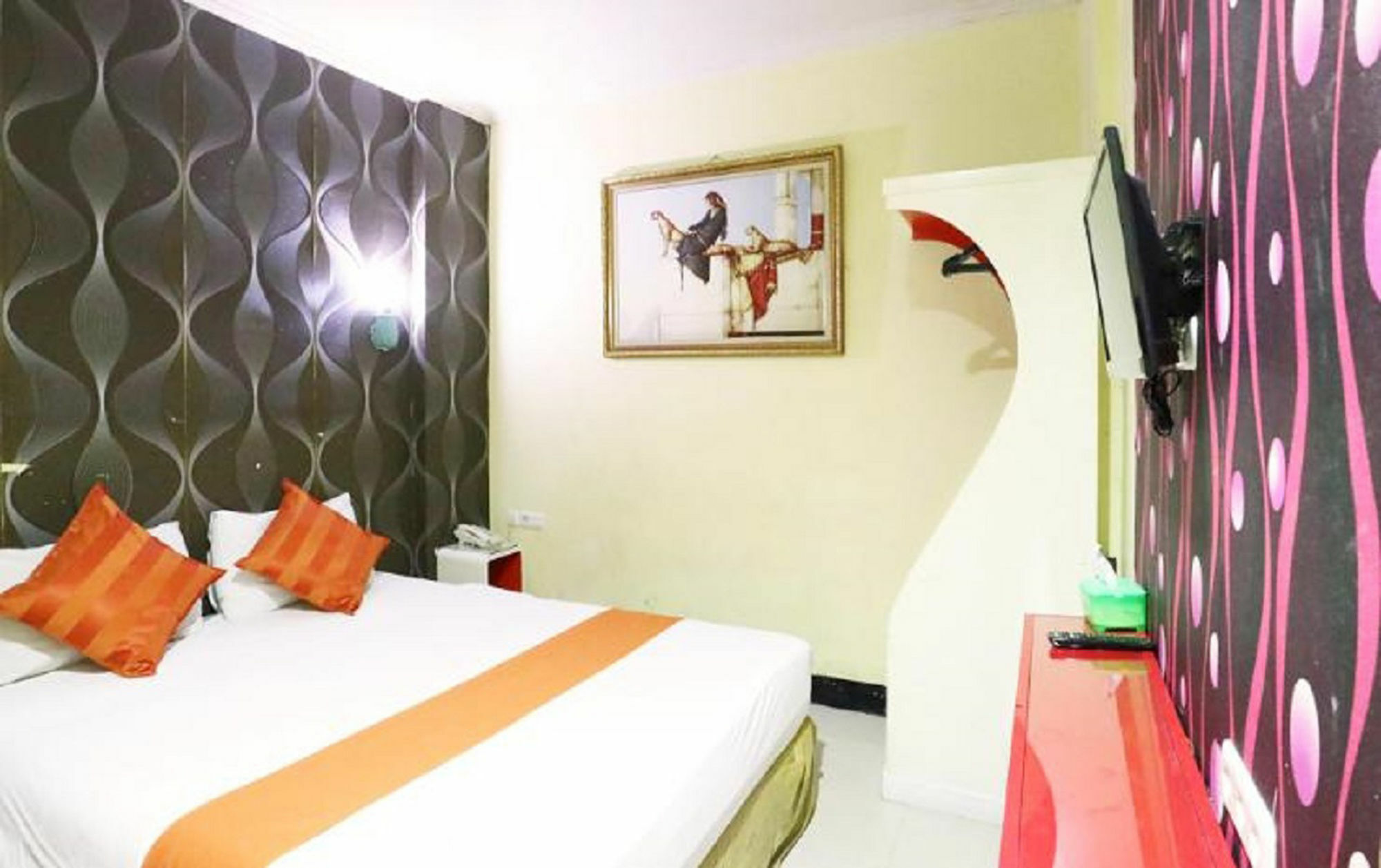 Hollywood Hotel Jakarta Extérieur photo
