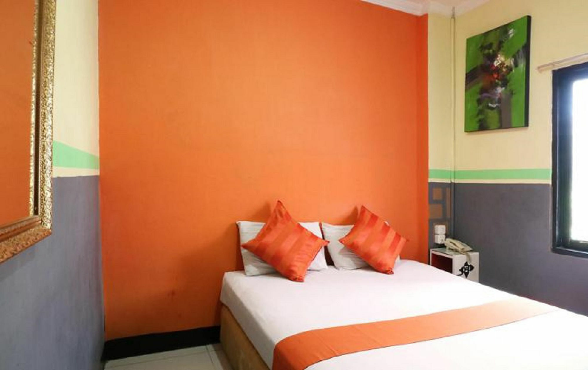 Hollywood Hotel Jakarta Extérieur photo